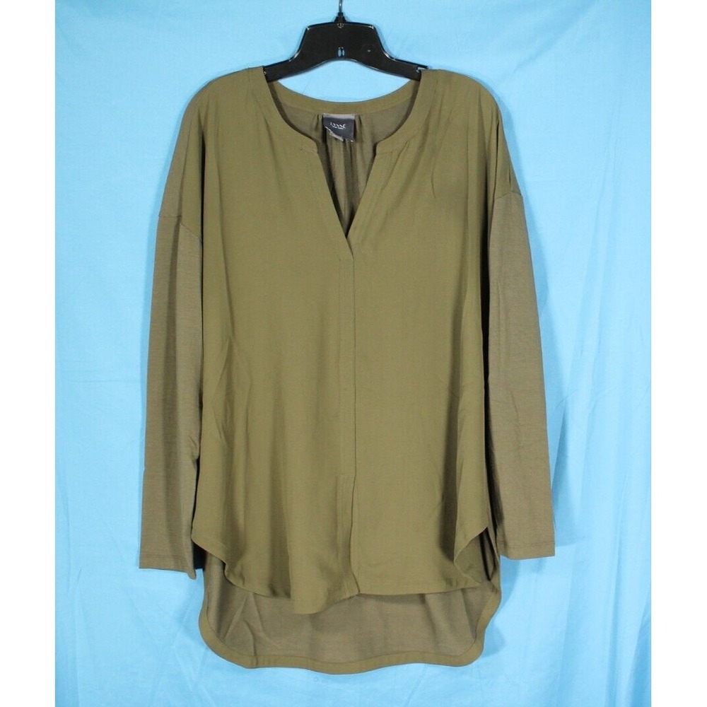 LYSSE Olive Green CHIFFON FRONT Knit Back HI-LOW Front Slit BLOUSE/TUNIC Sz L